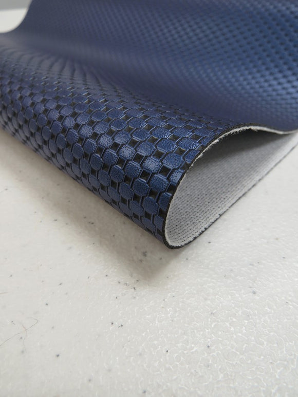 Storm Shield Marine Vinyl – Heavy-Duty Weather Performance Vinyl / 15 Yard Bolt