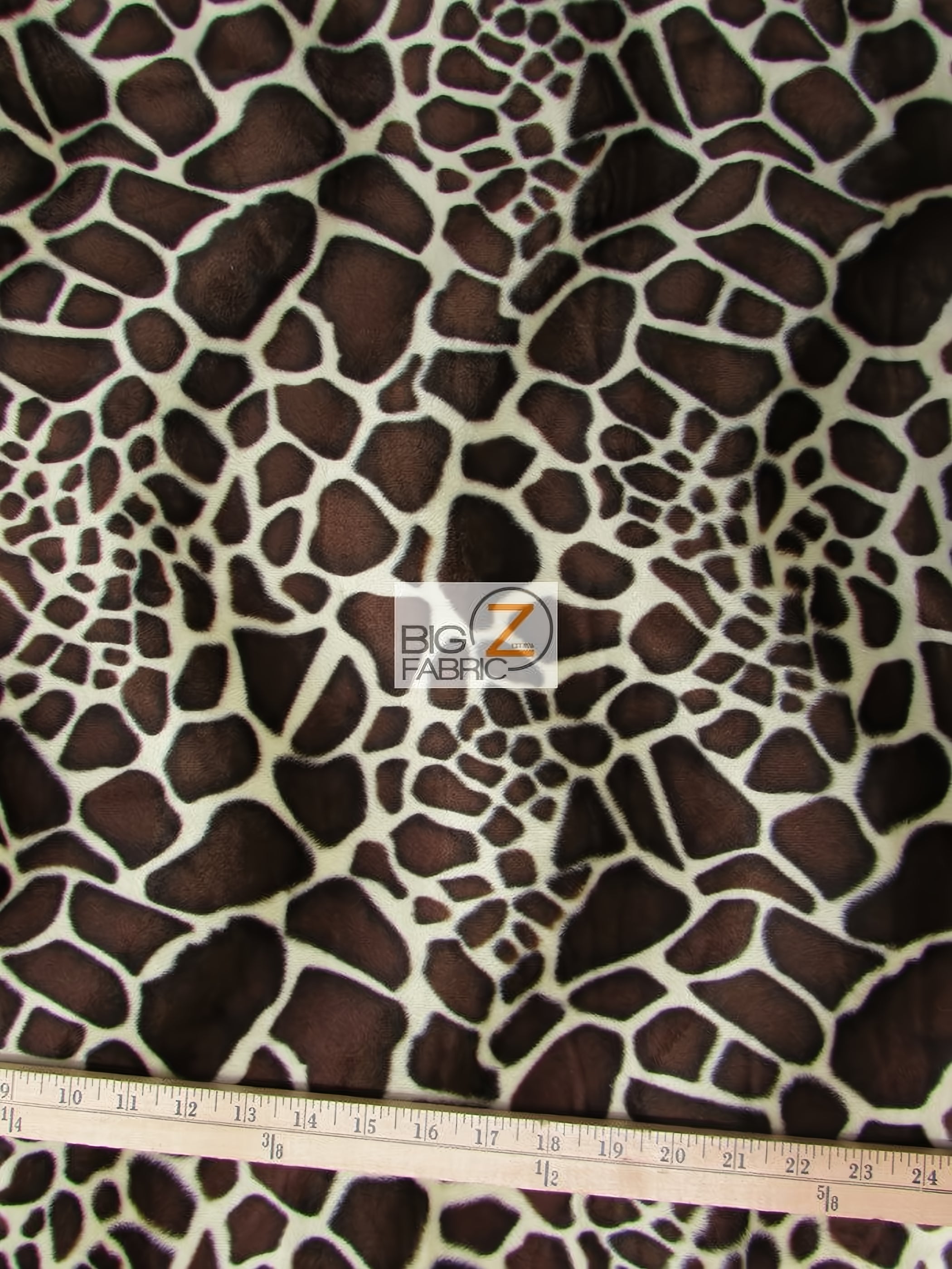 Safari Velboa Giraffe Animal Short Pile Fabric / By The Roll - 50 Yards