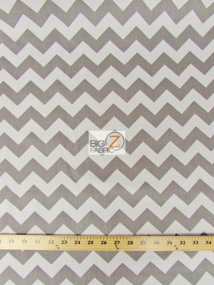 Poly Cotton Fabric 1" Zig Zag Chevron / White/Gray / Sold By The Yard